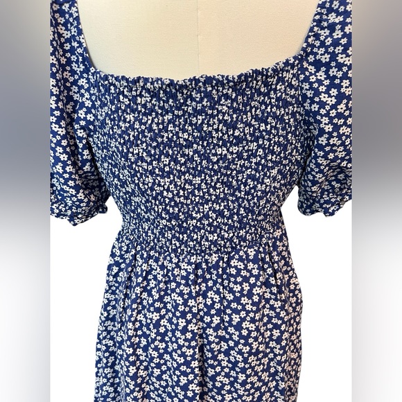 ๐ธ EUC LUSH Navy Floral Ruffle Sleeve Dress w/ Pockets | Womenโs XL - Picture 5 of 11